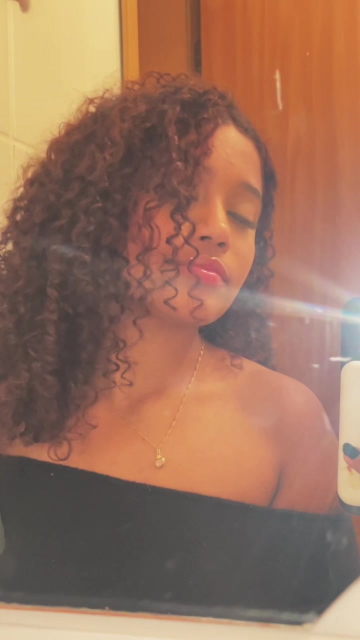 @iwishiwasanormalgirl