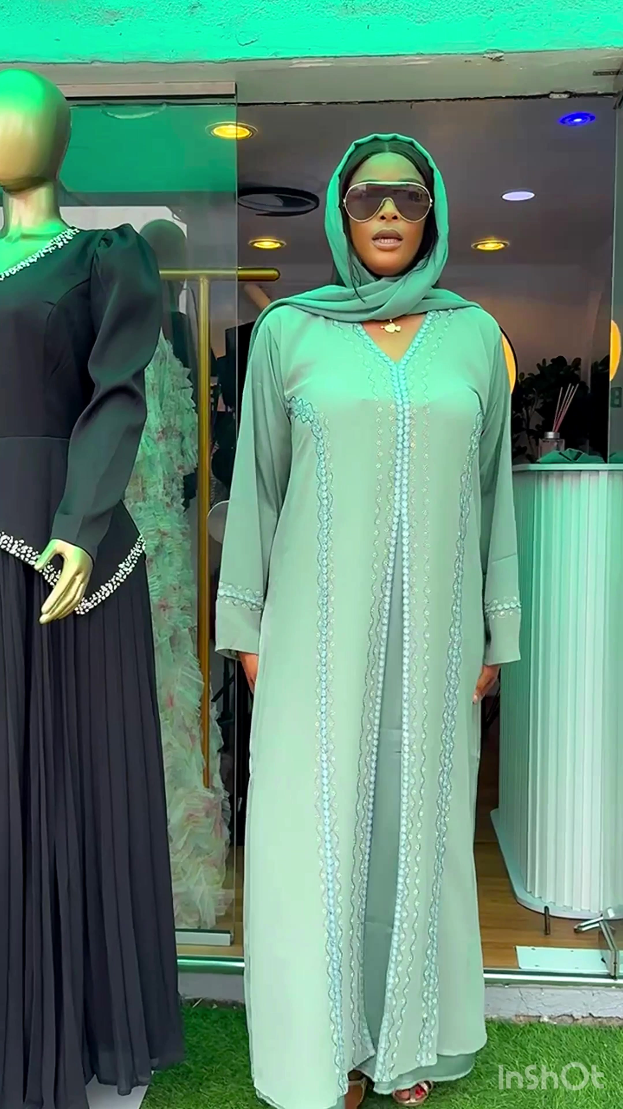 @Annies Fashion Hub