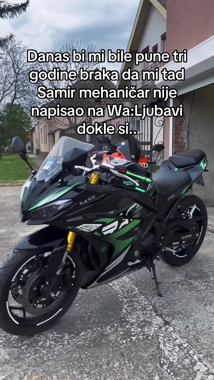 @Ikac_m8