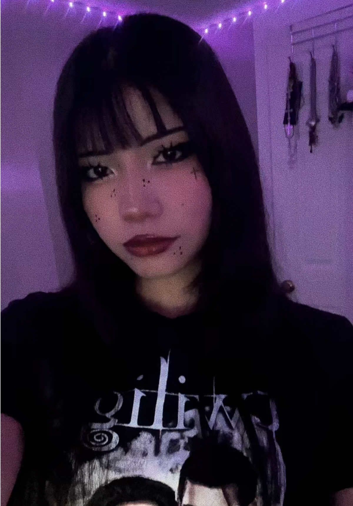 @(๑&macr;◡&macr;๑)♡ Vianny [🕶️]
