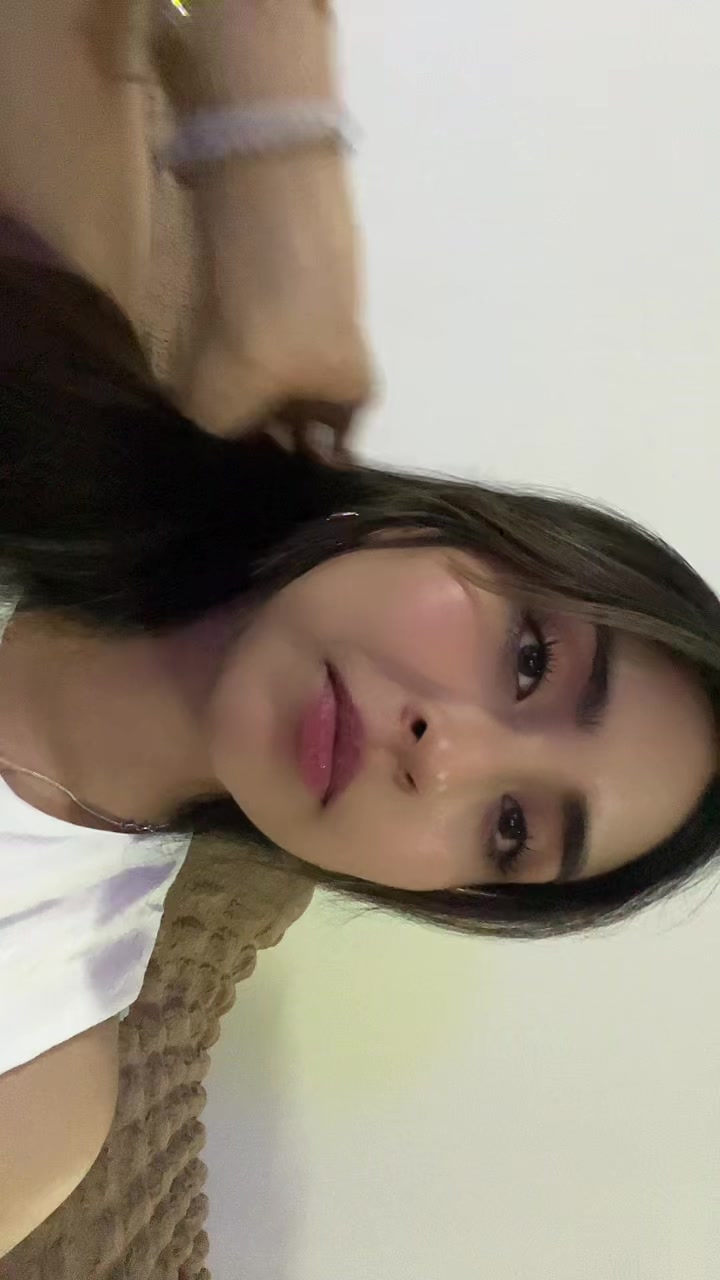 @Fio