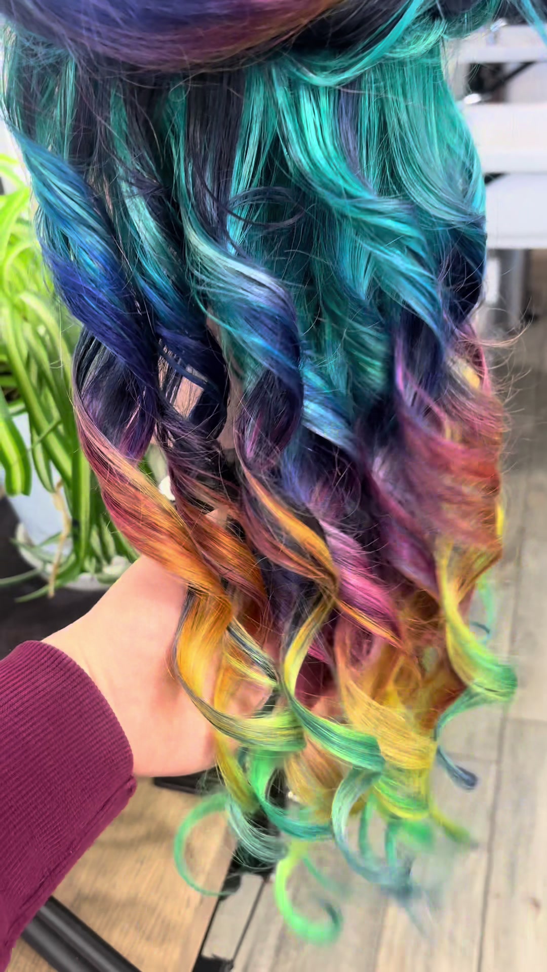 @wrenthewizard | MN Hairstylist