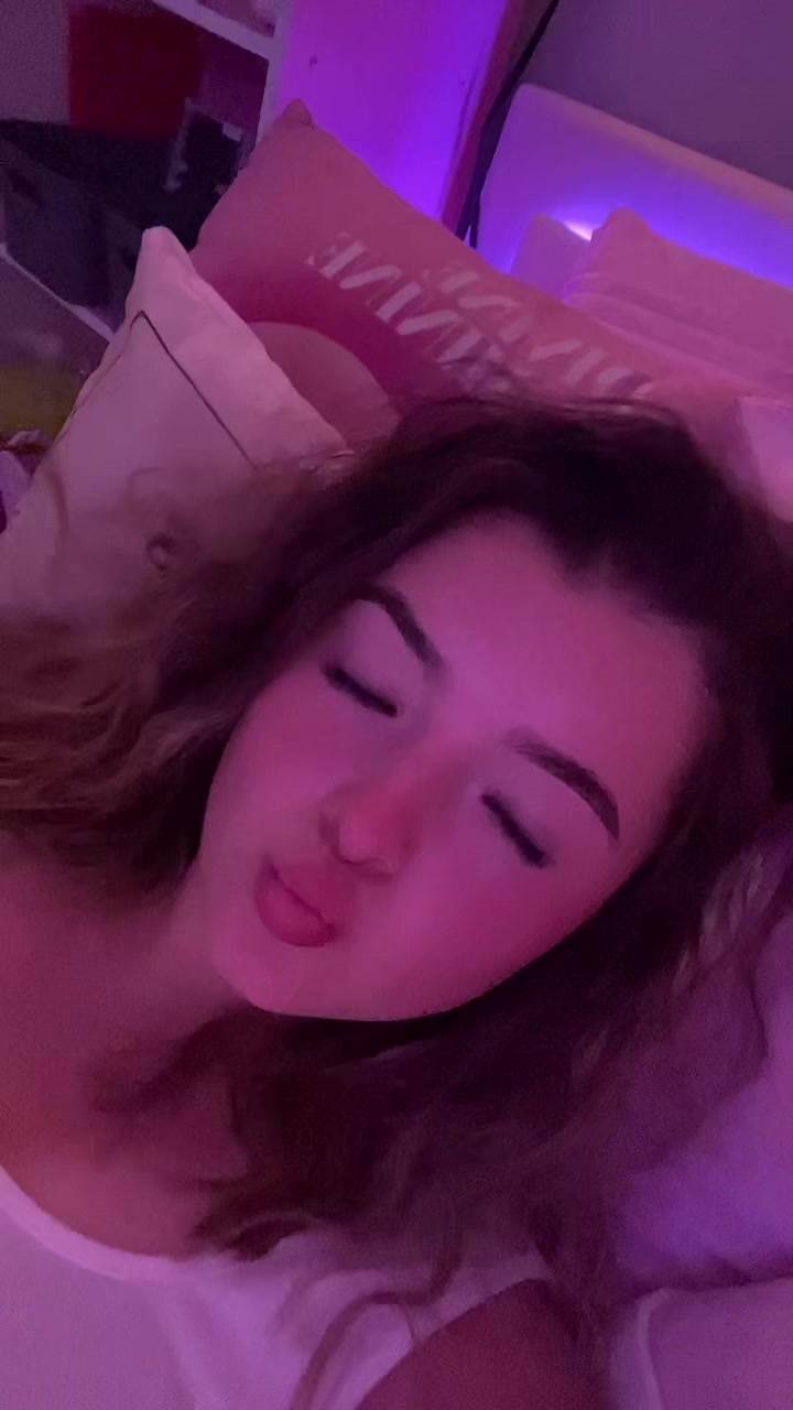@leyla💕💖💞💝💗
