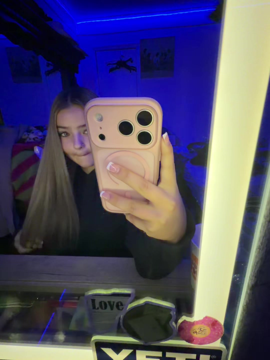 @itsss_justt_miaaa