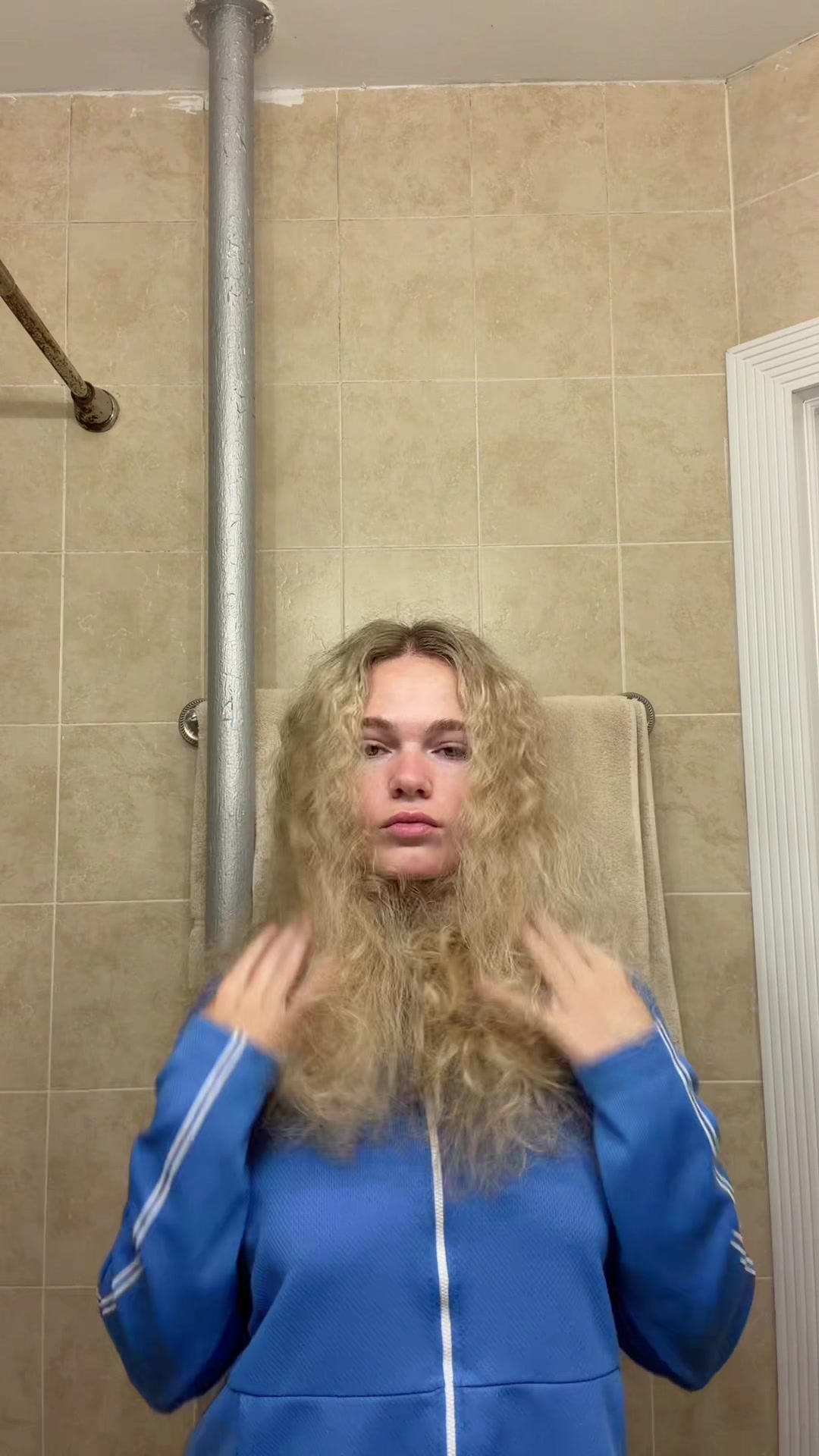 @user472956195032