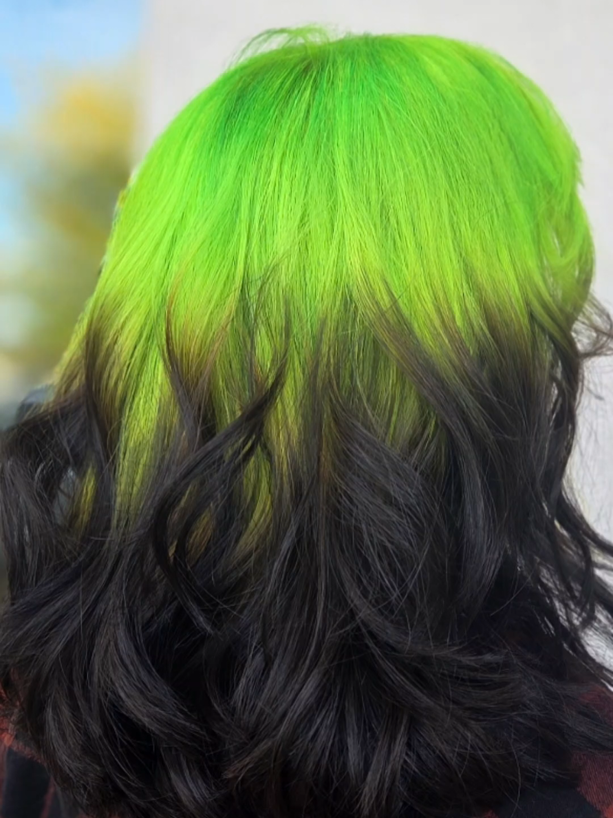 @TANIA โ CVILLE ALT STYLIST