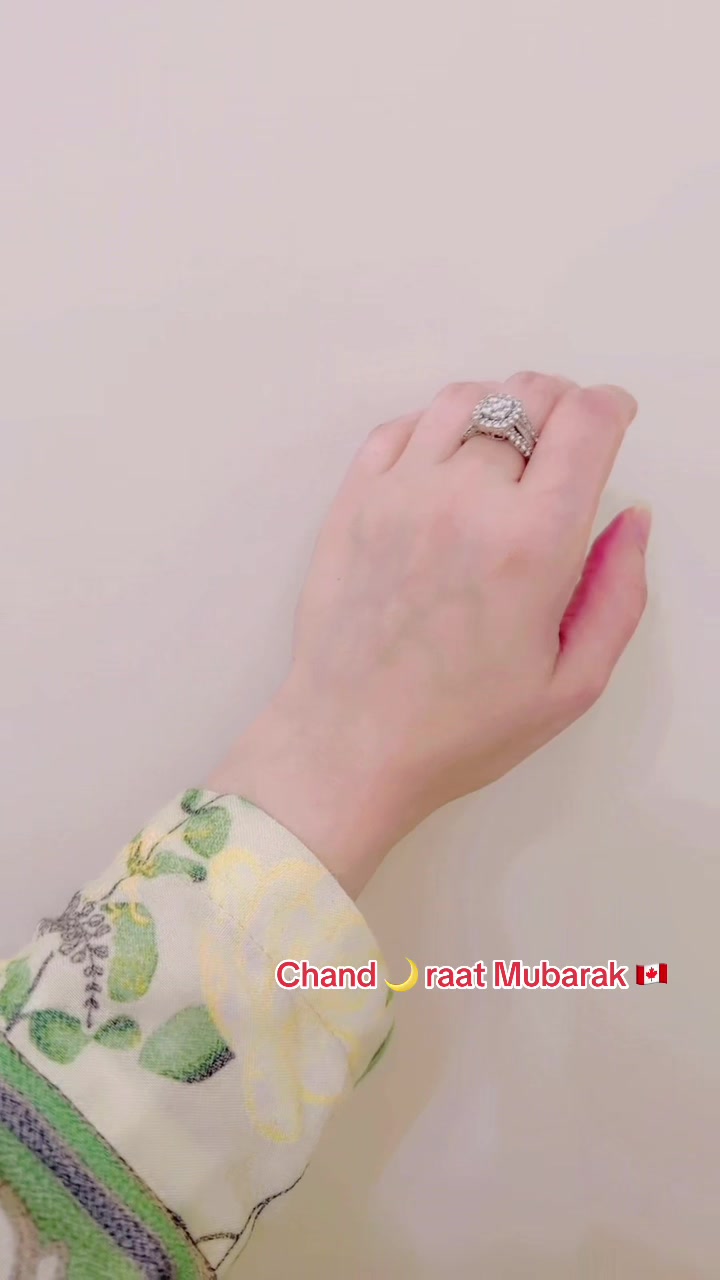 @Hoorain🇨🇦🕊️