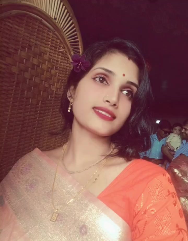 @Shreya ghosh ✌️