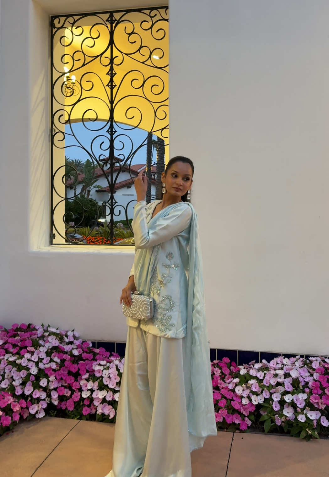 @R Khan
