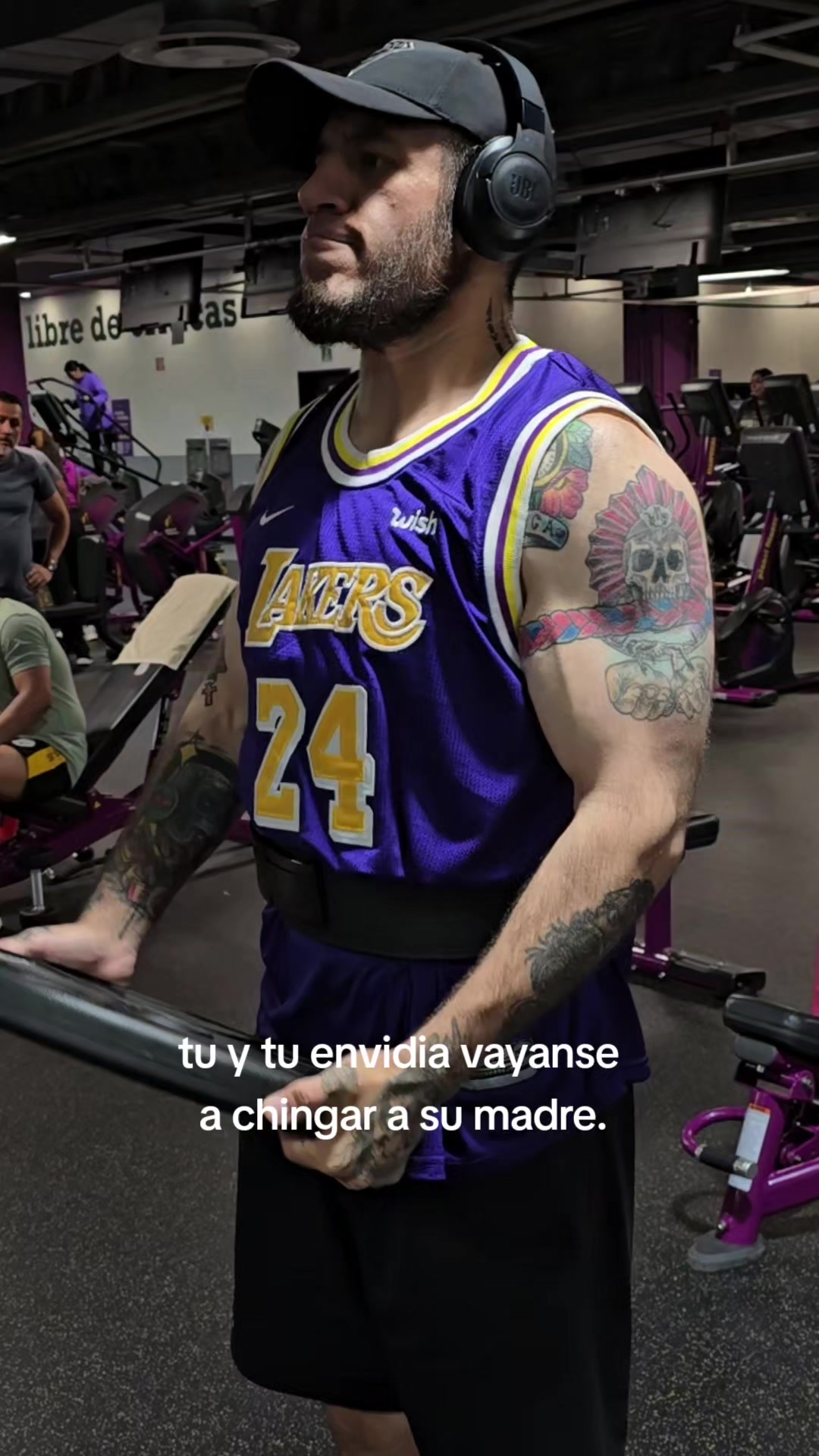 @Roberto