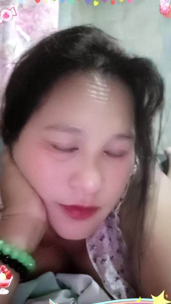 @leyan D.