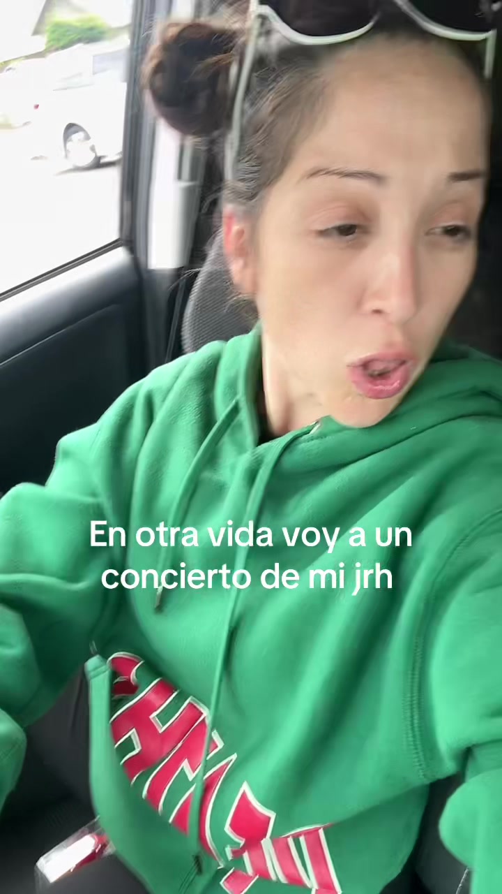 @Stephy 🥀
