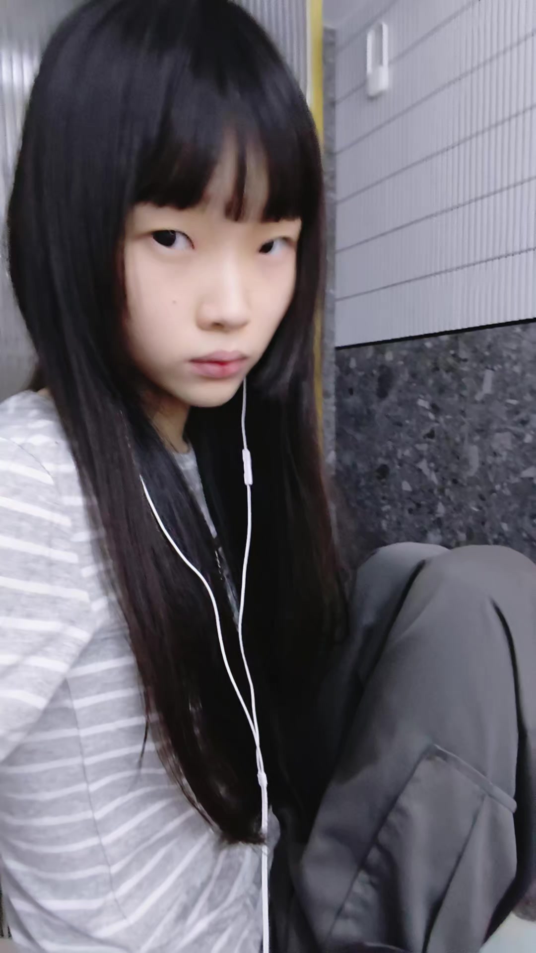 @$