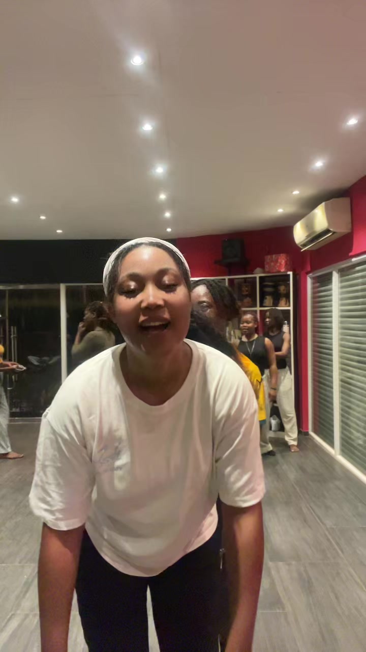 @Christelle Miller💜🇫🇷🇹🇬
