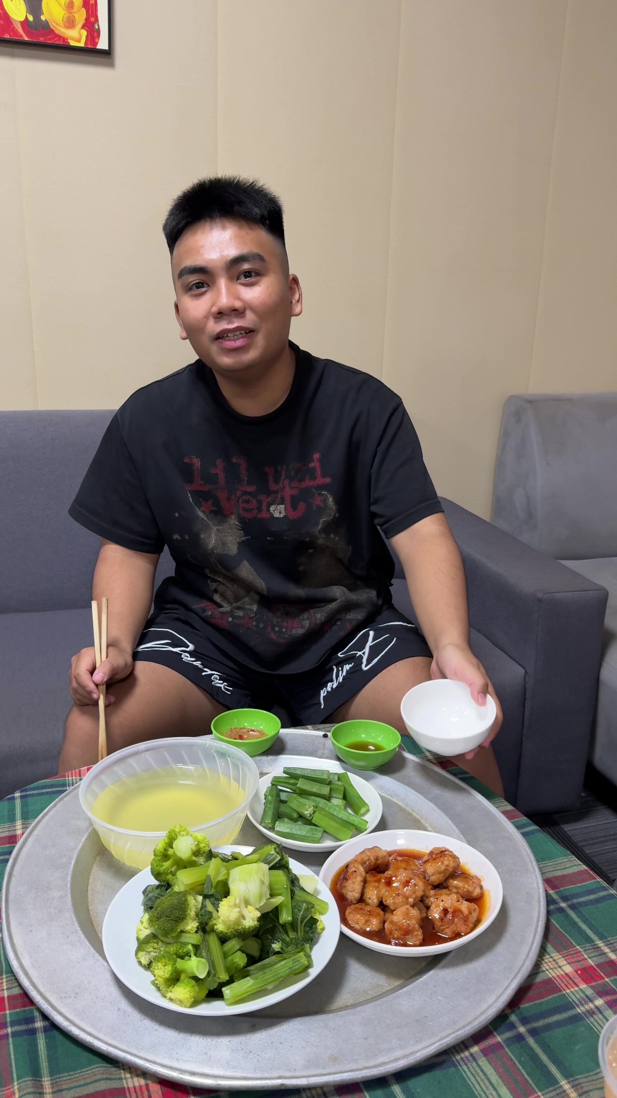 @Huy Tủi Trẻ