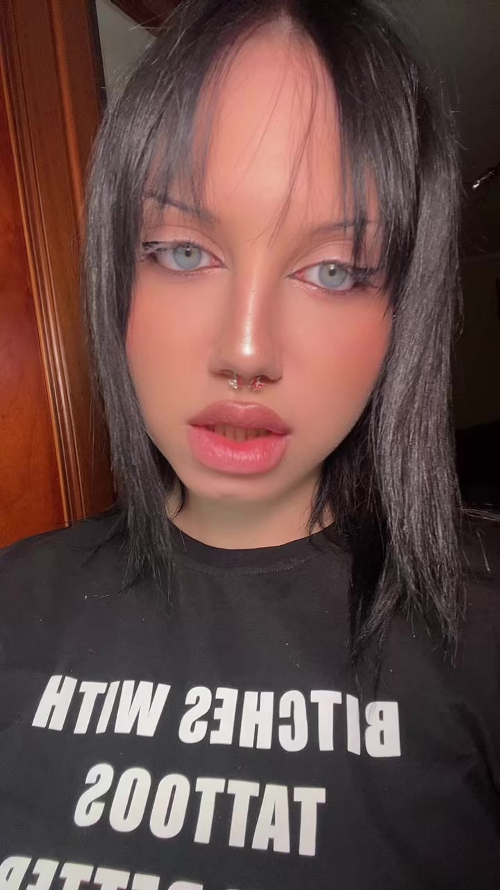 @lilihunt