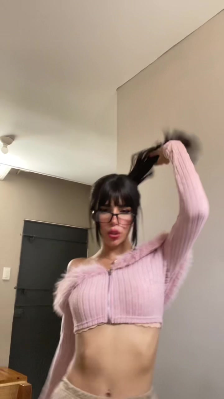@𝐸 ❤️🔥