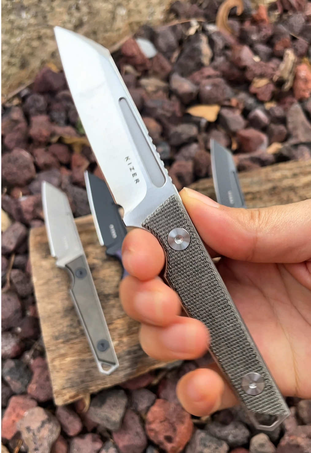 @KIZER KNIVES