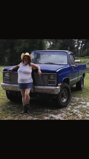 @Smokie_hottits