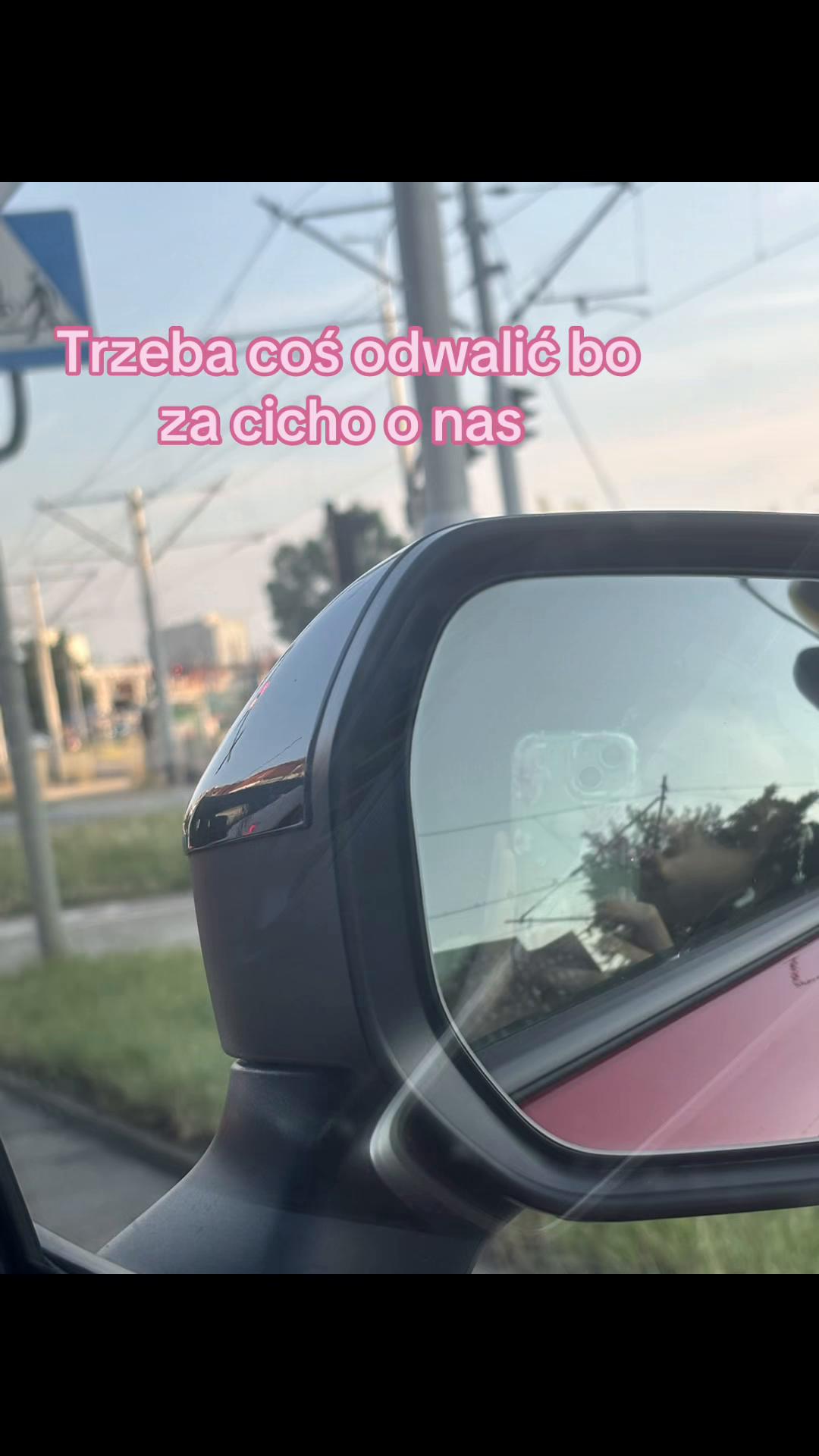 @Wiczka_206
