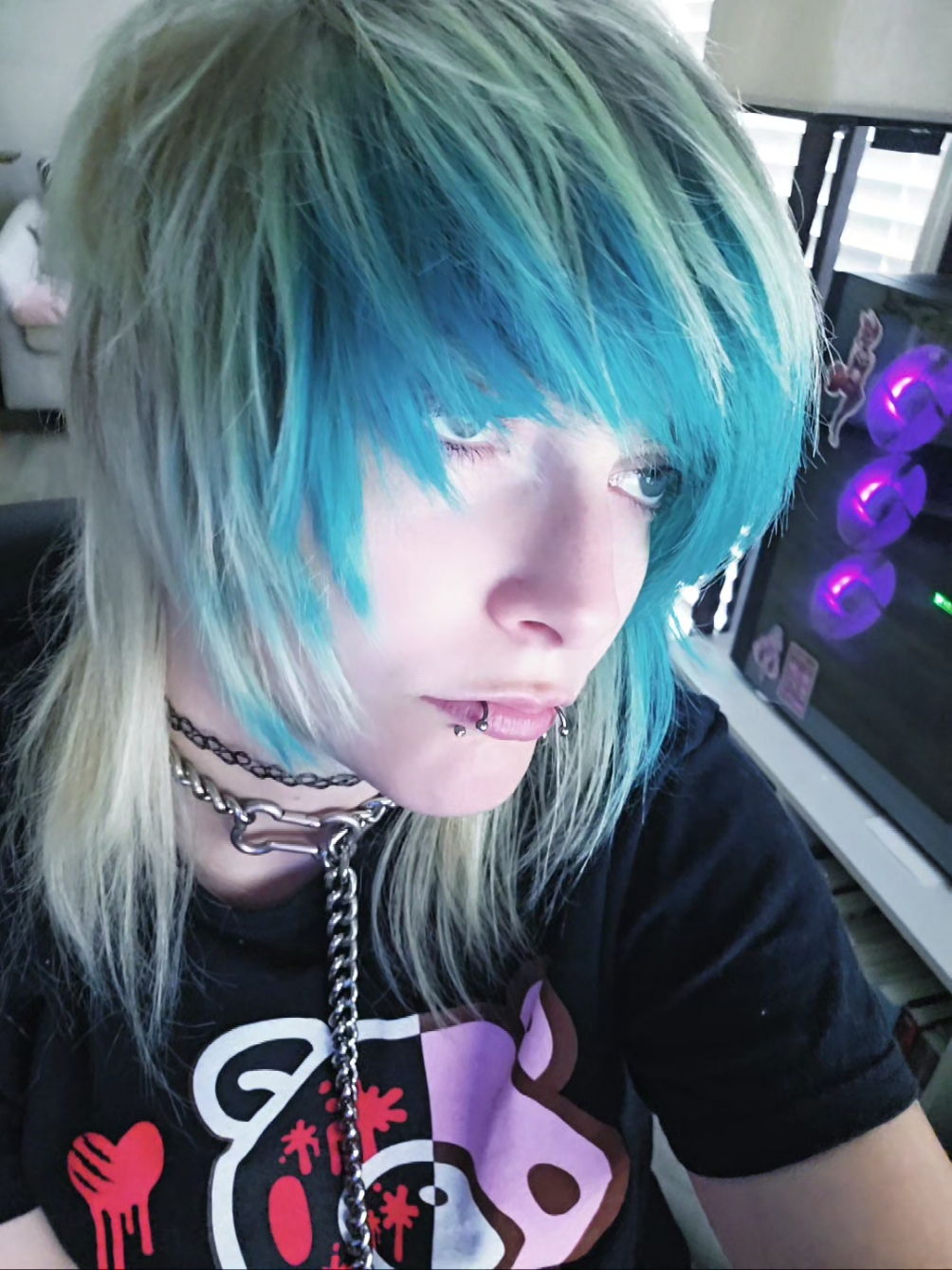 @☆-Twisty-☆ ( ´-ω・)︻┻┳══━一