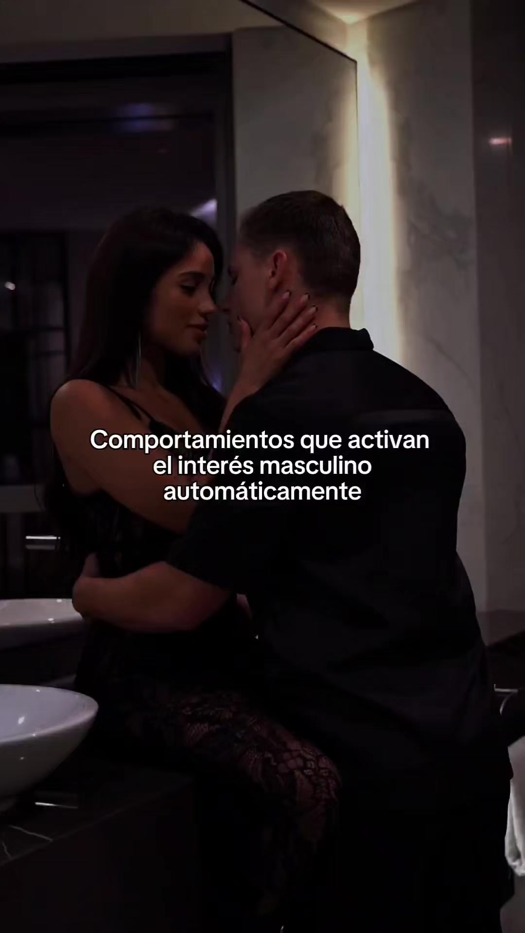 @Mujer Femenina