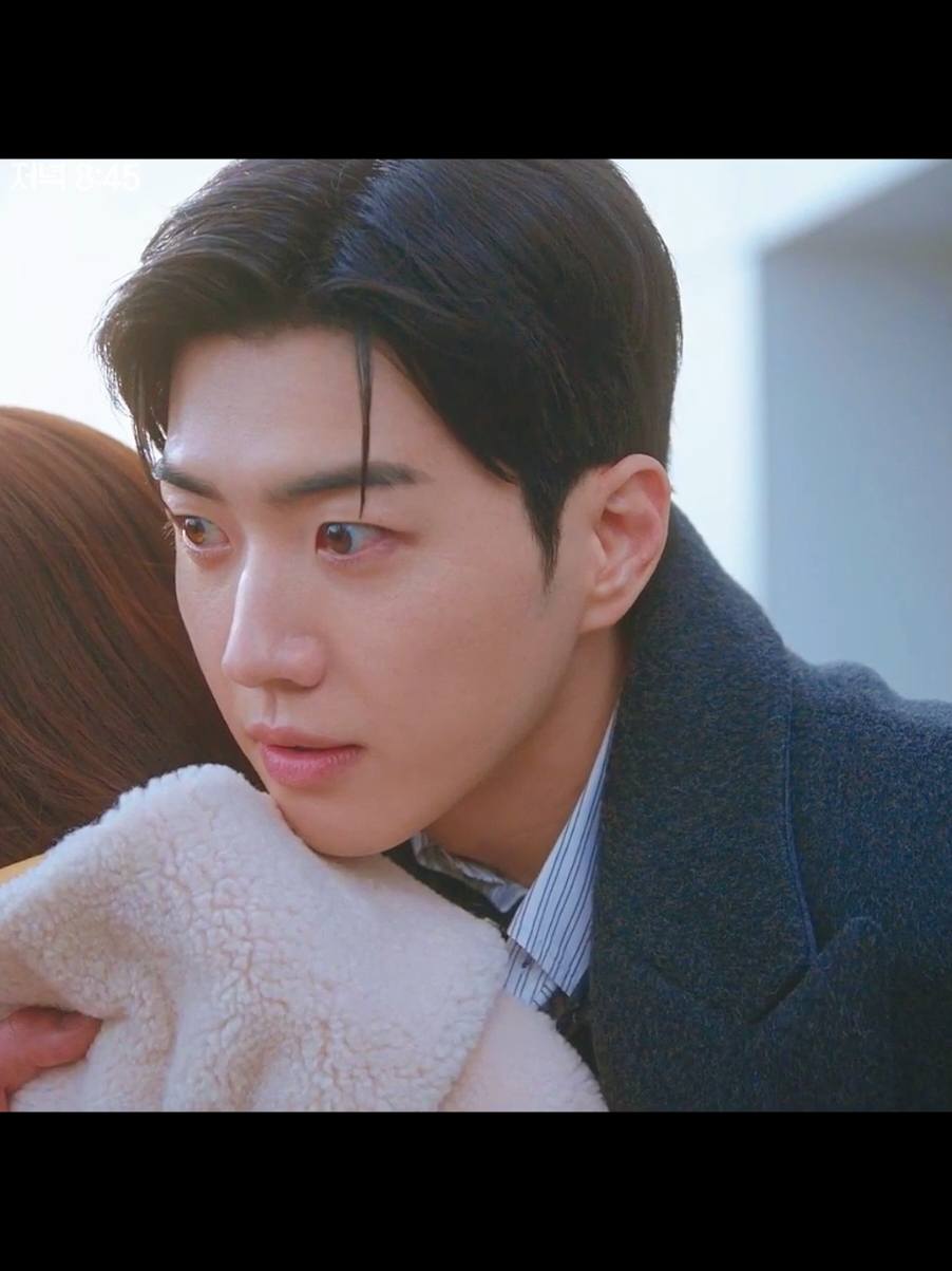 @ely.bee_ ୨ৎ