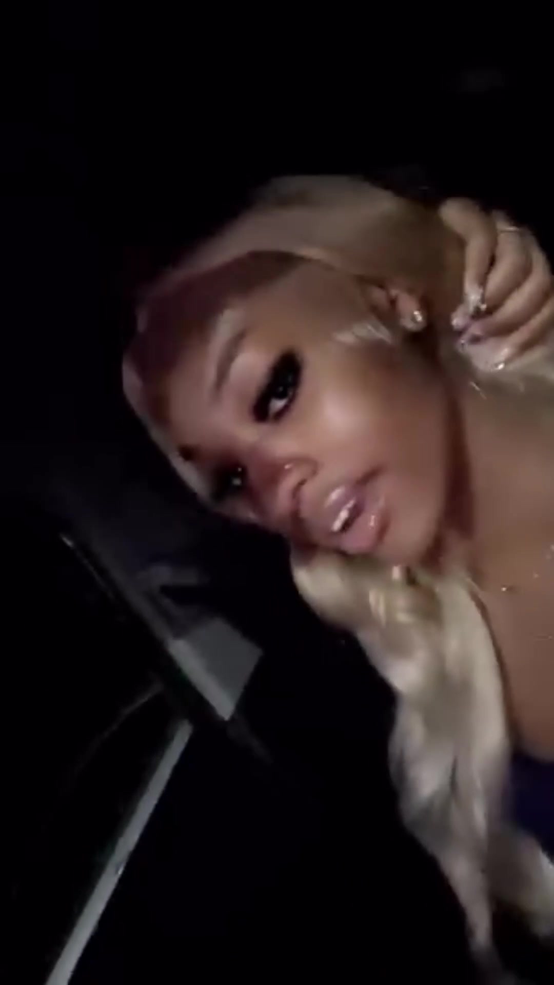 @baddieunhinged