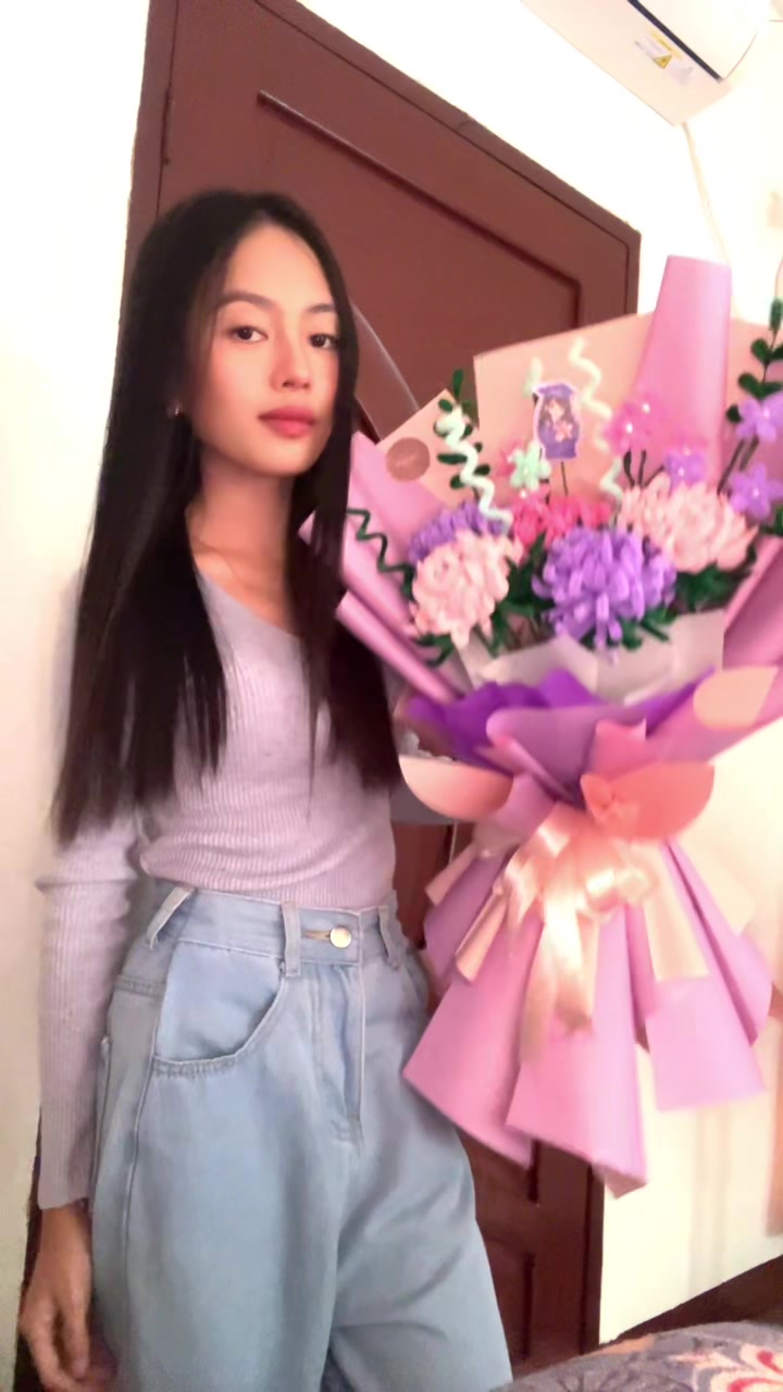 @justjella