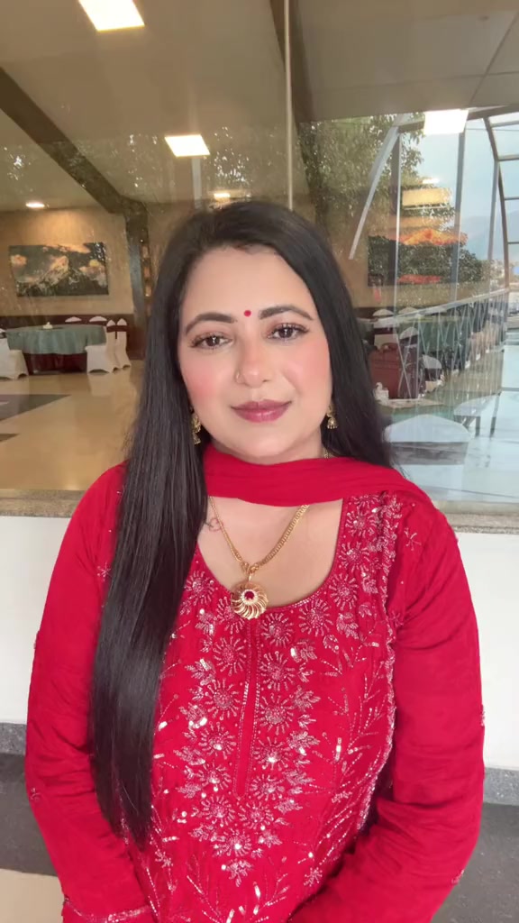 @Saniya 💫🇳🇵