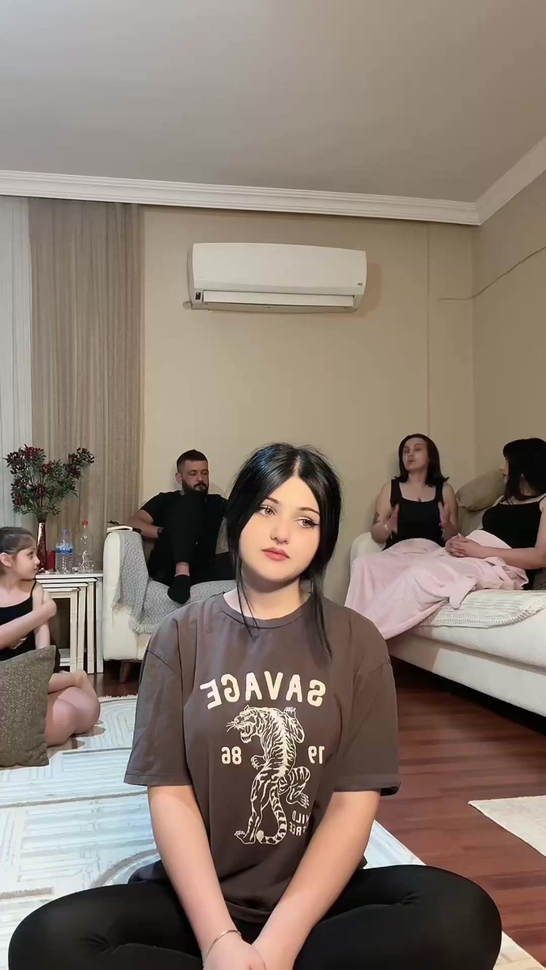 @alminadirenn
