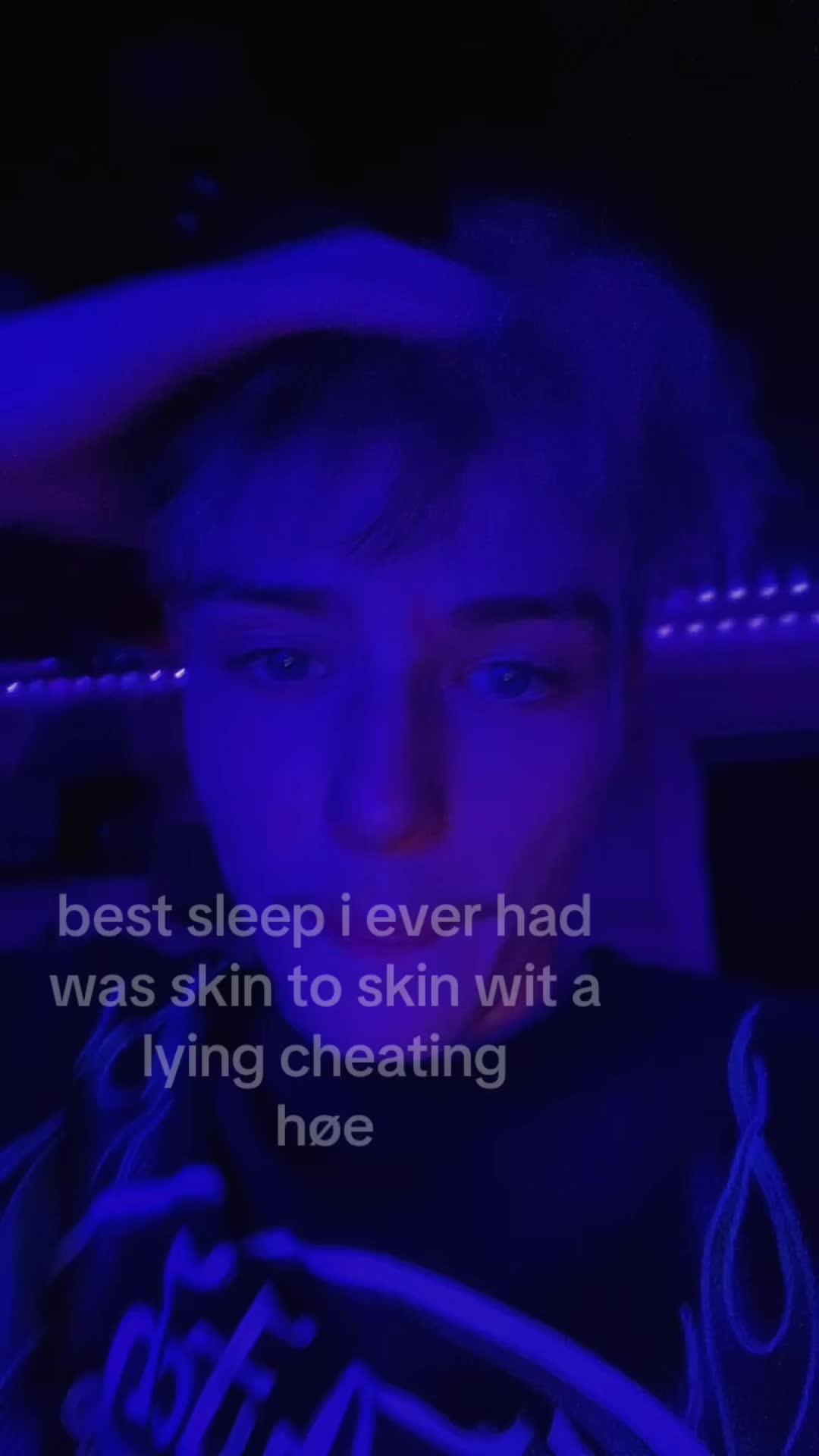 @dee