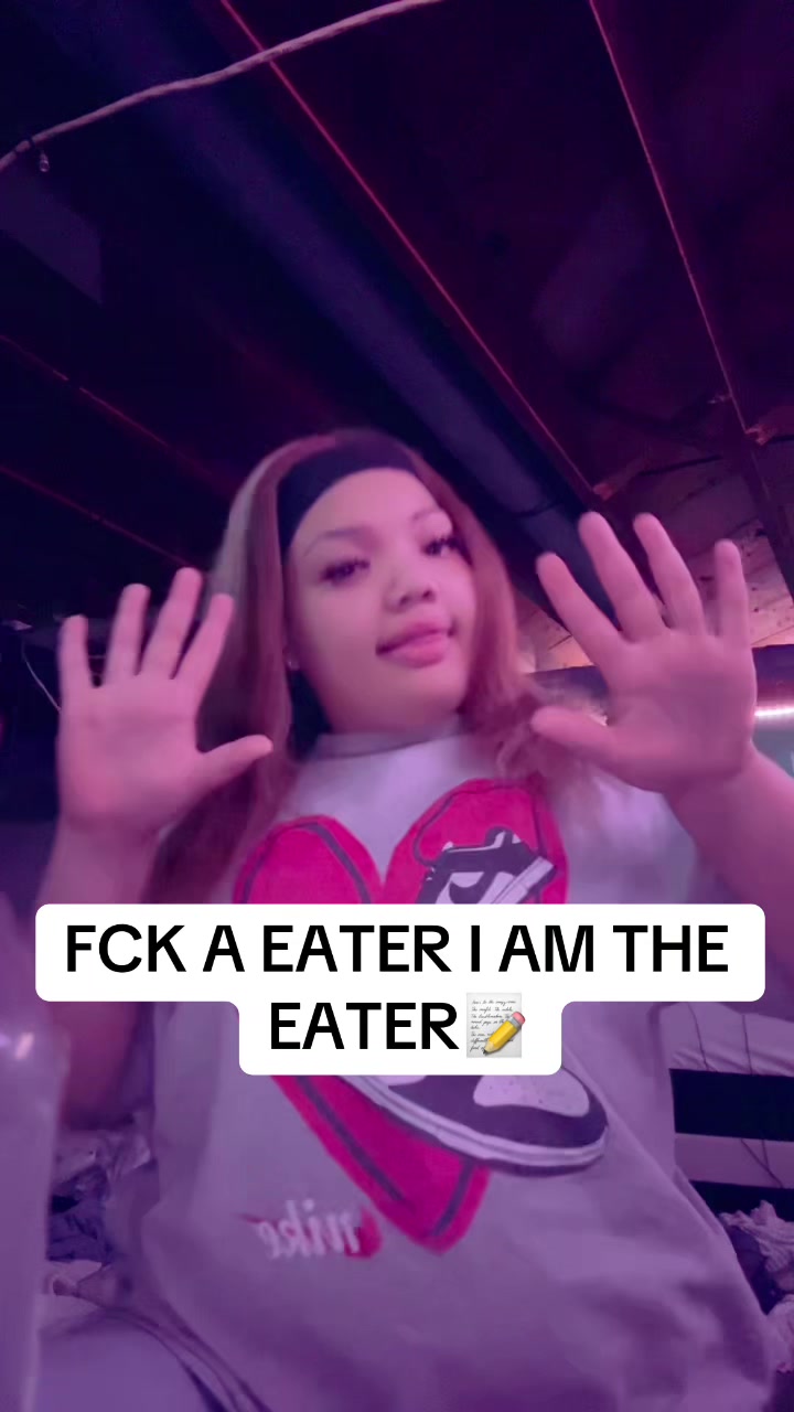 @Mäřįẽẽ ♡