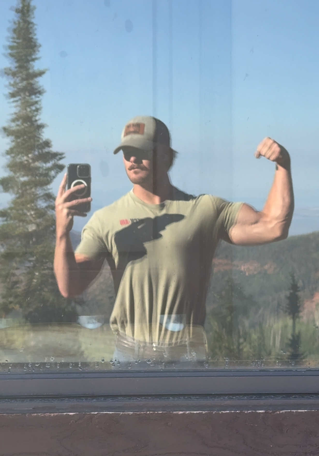 Jeg stopper på OF. Det har været de 🌸 Enulie porer 🌸 (@enuliesocks)