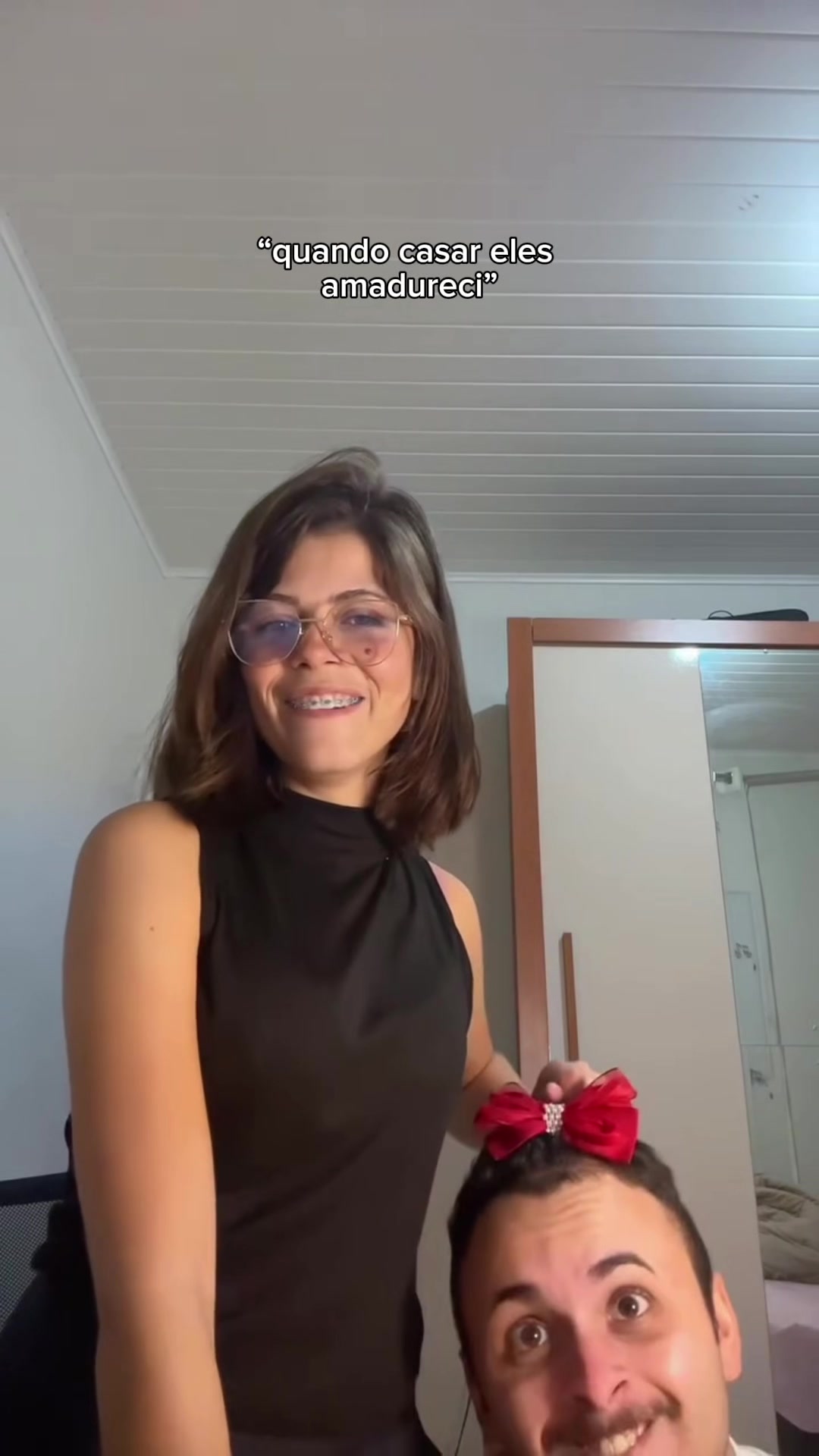 @daviaquioficial