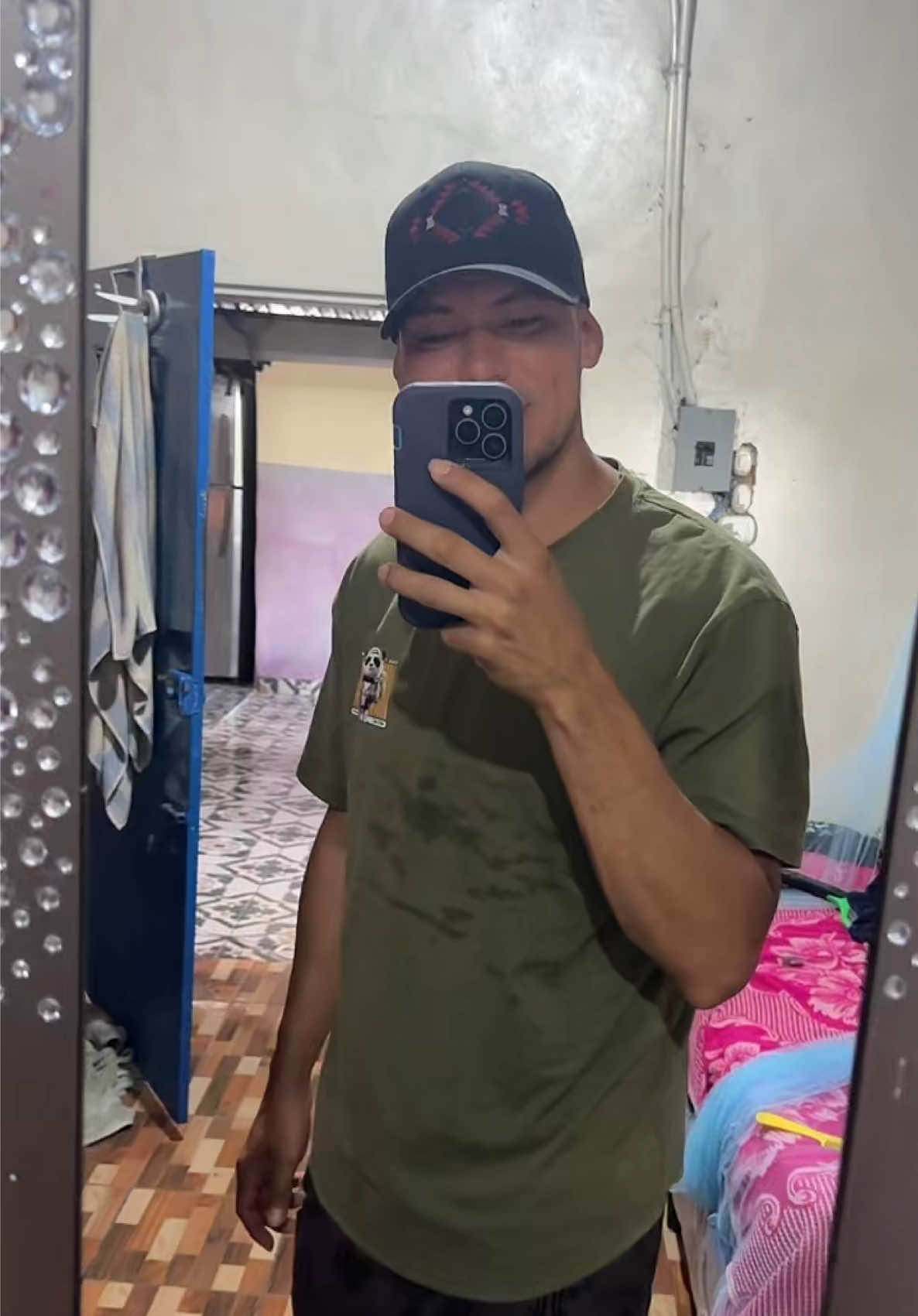 @César.Oficial503