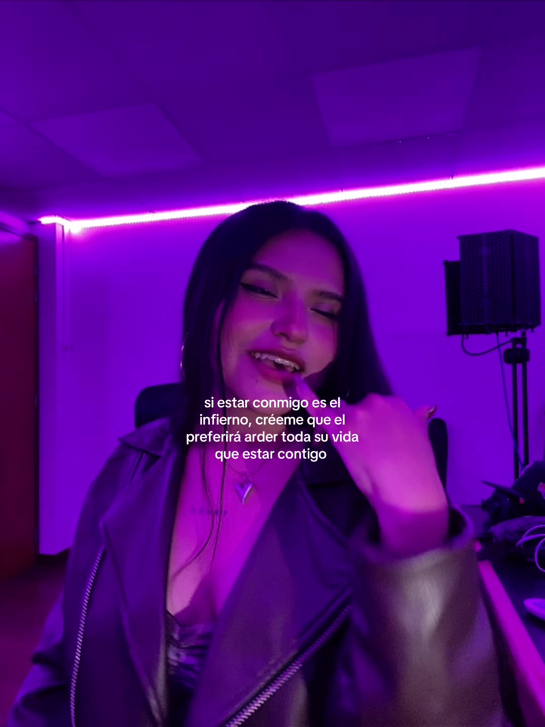 @roxxxi.gi