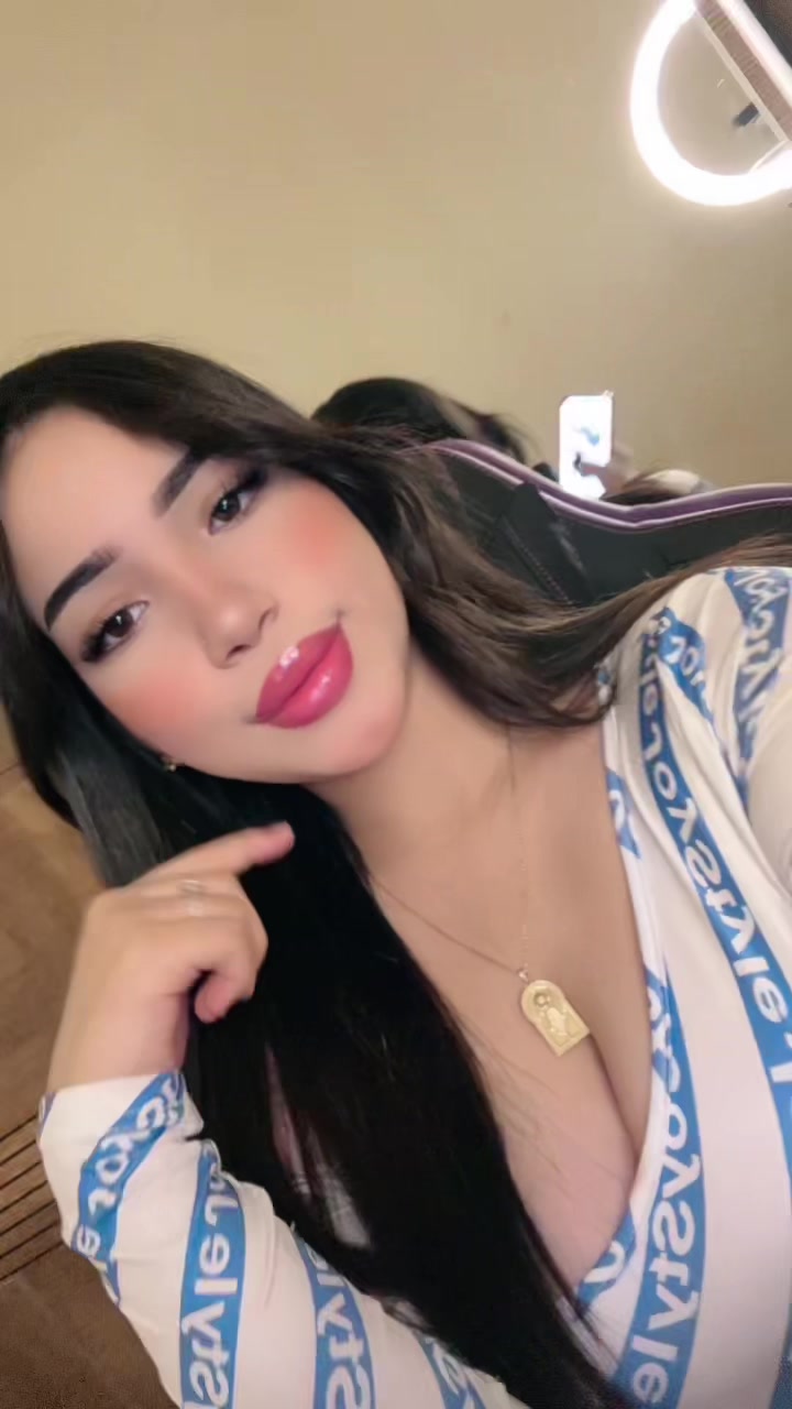 @mounia🔥