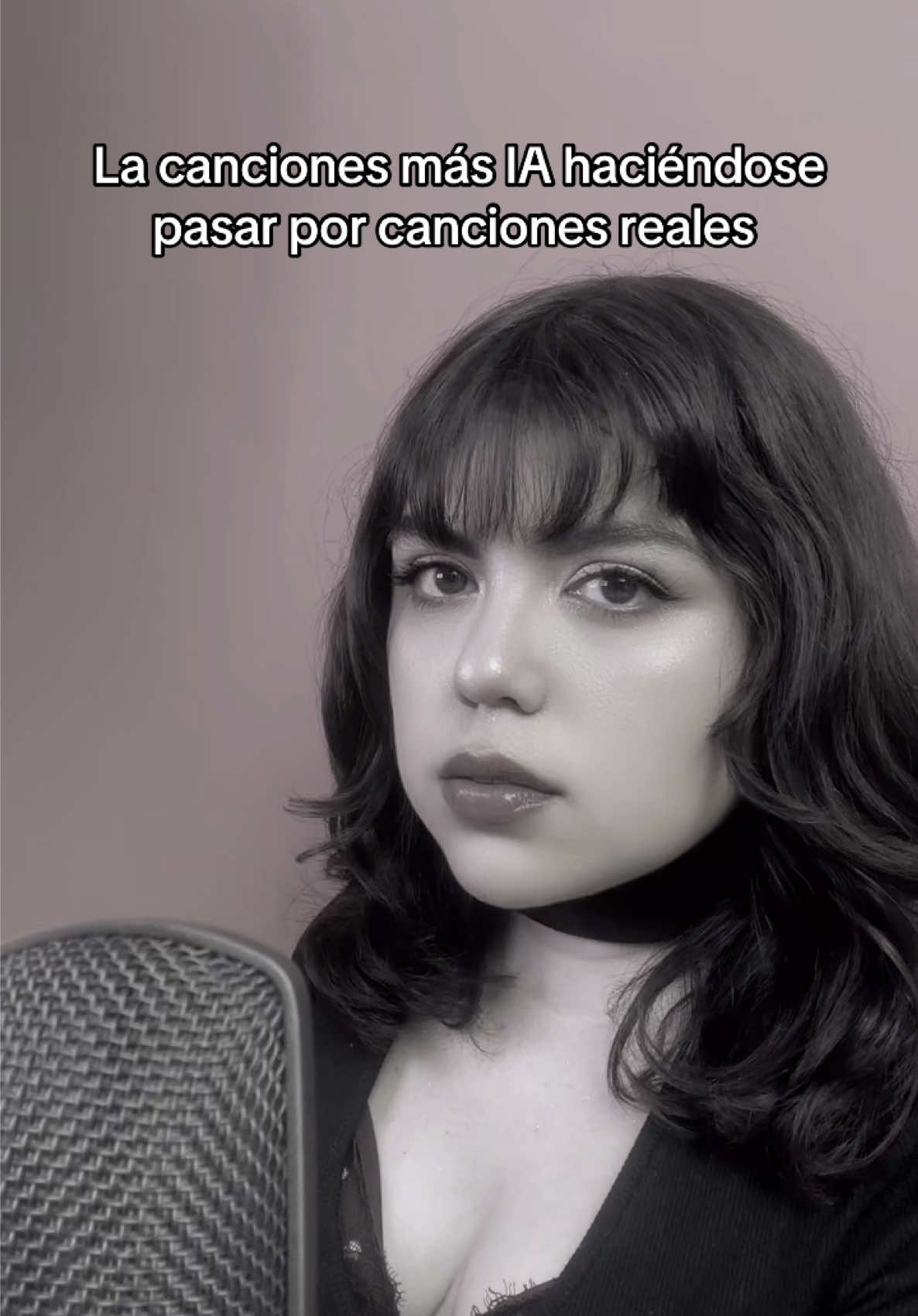 @lachicadelcentro