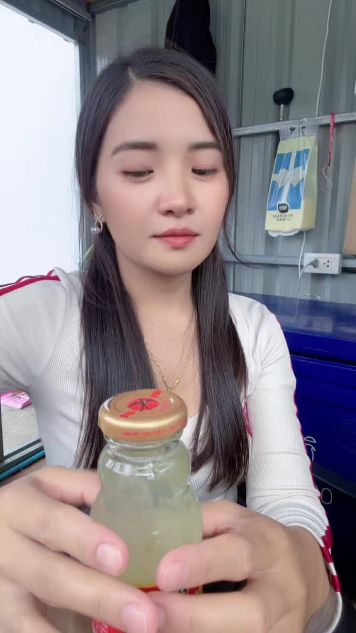 @น้ำหนึ่ง💸💰