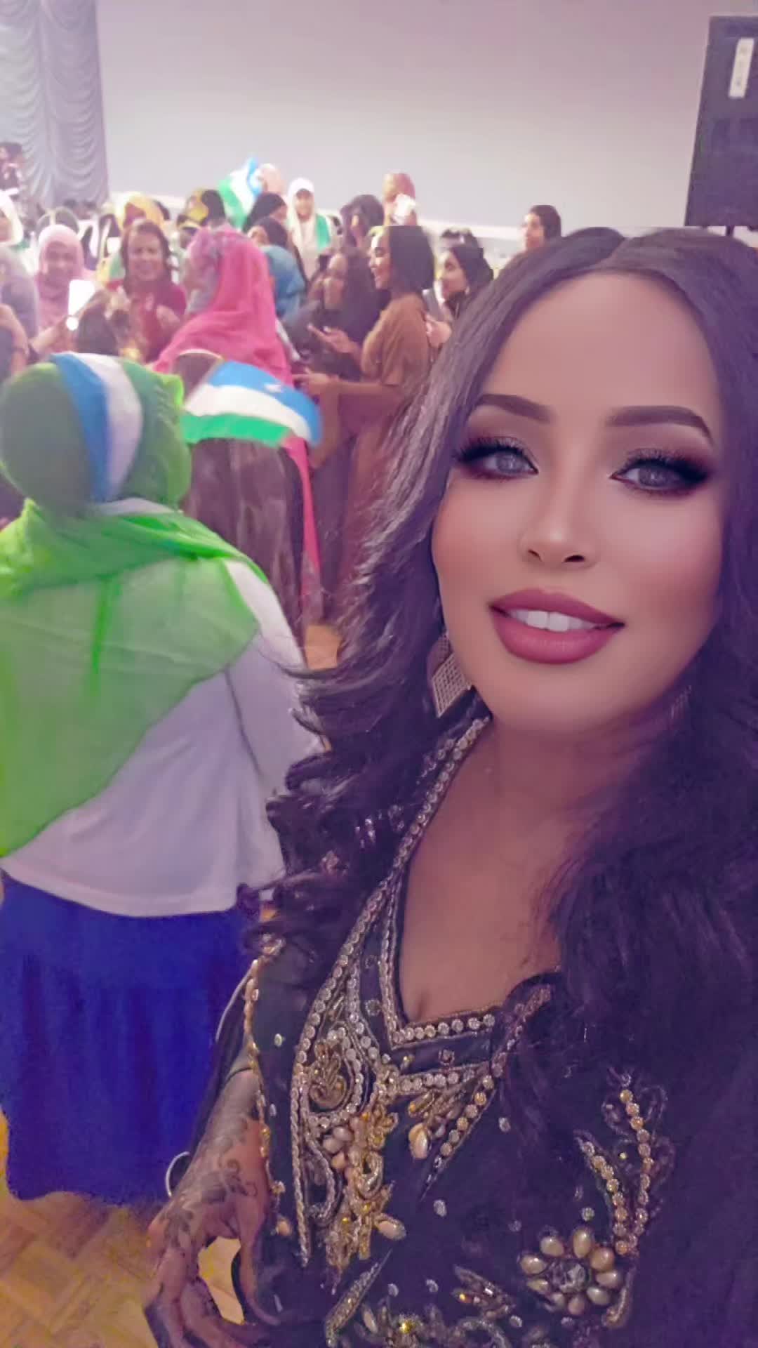 @Zeinab labadhagax