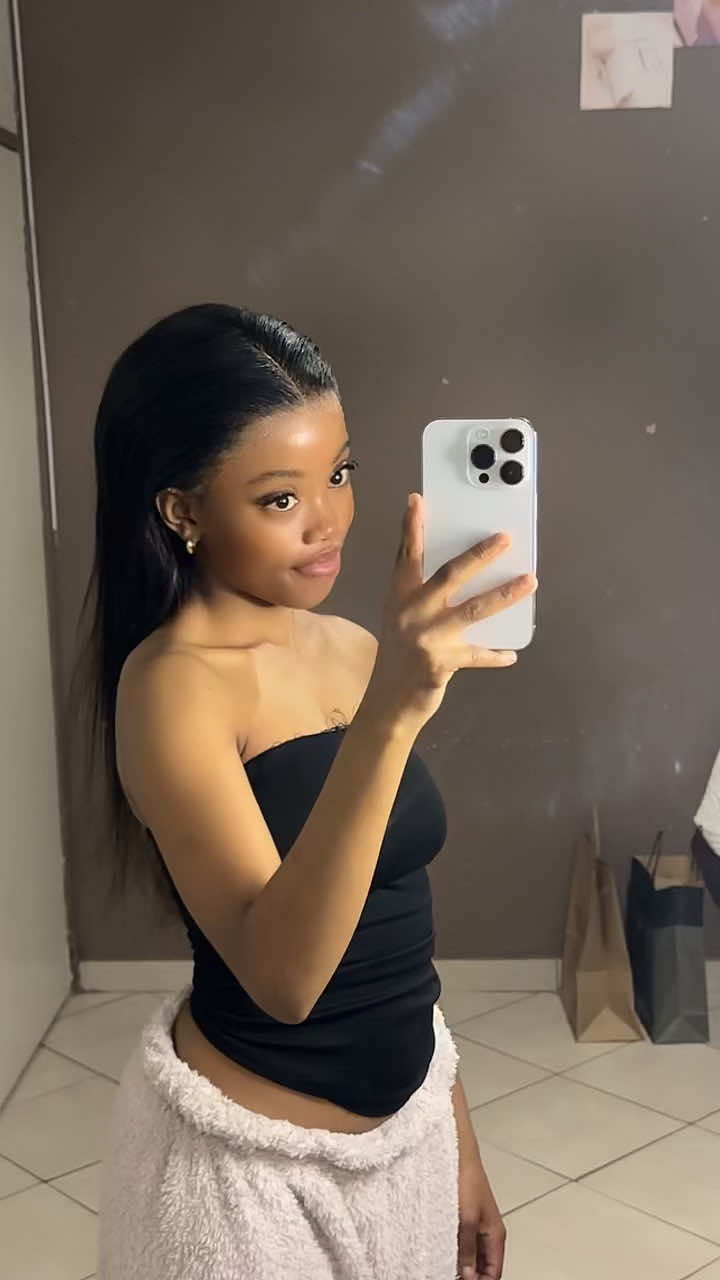 @_𝓉𝓈𝒽𝓌𝒶𝓃𝑒𝓁.𝑜