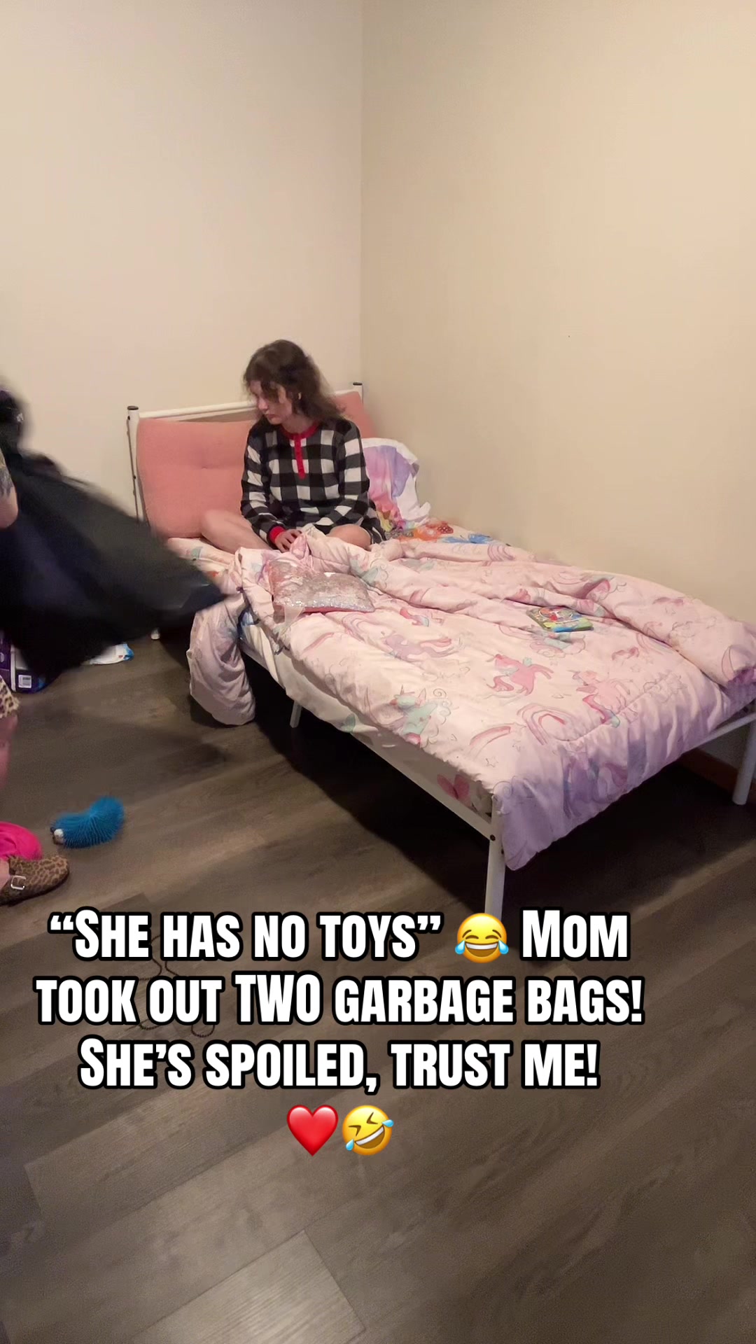 @Hotmomvibes