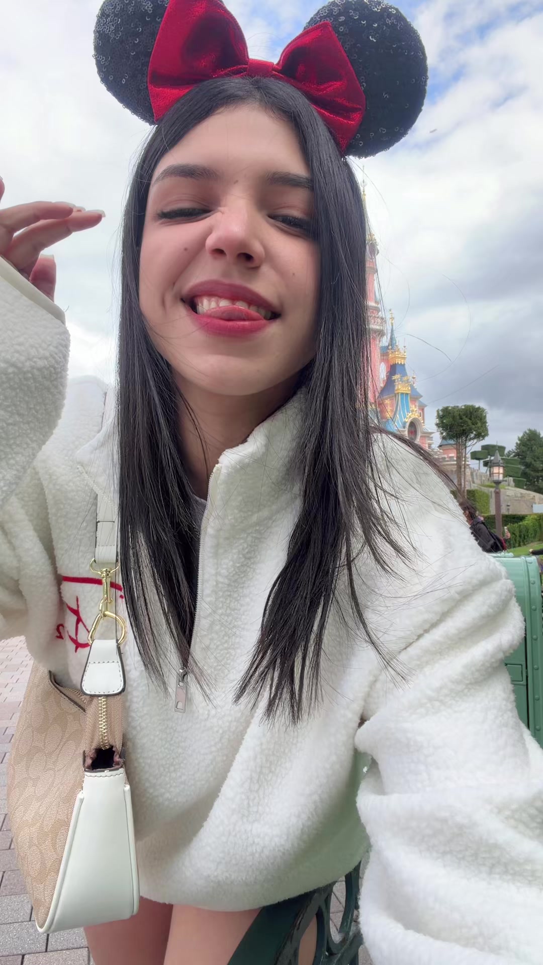 @Fernandita🦦