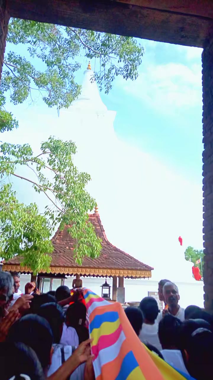 @සබ්බ දානං ධම්ම දානං ජිනාති