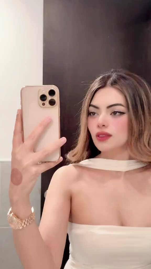@Dua khan 🇵🇰🇦🇪