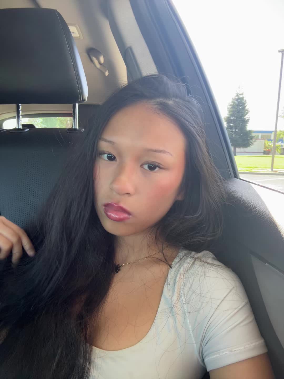@buymestarbucks