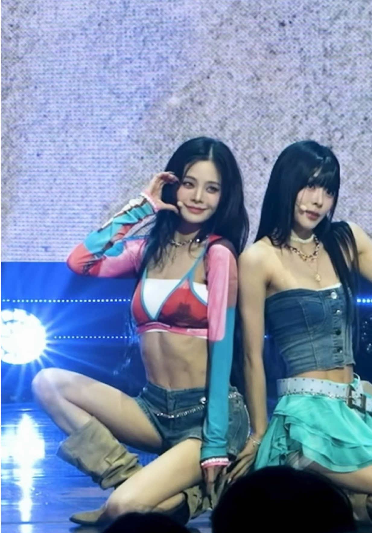 @K-/POPlikely