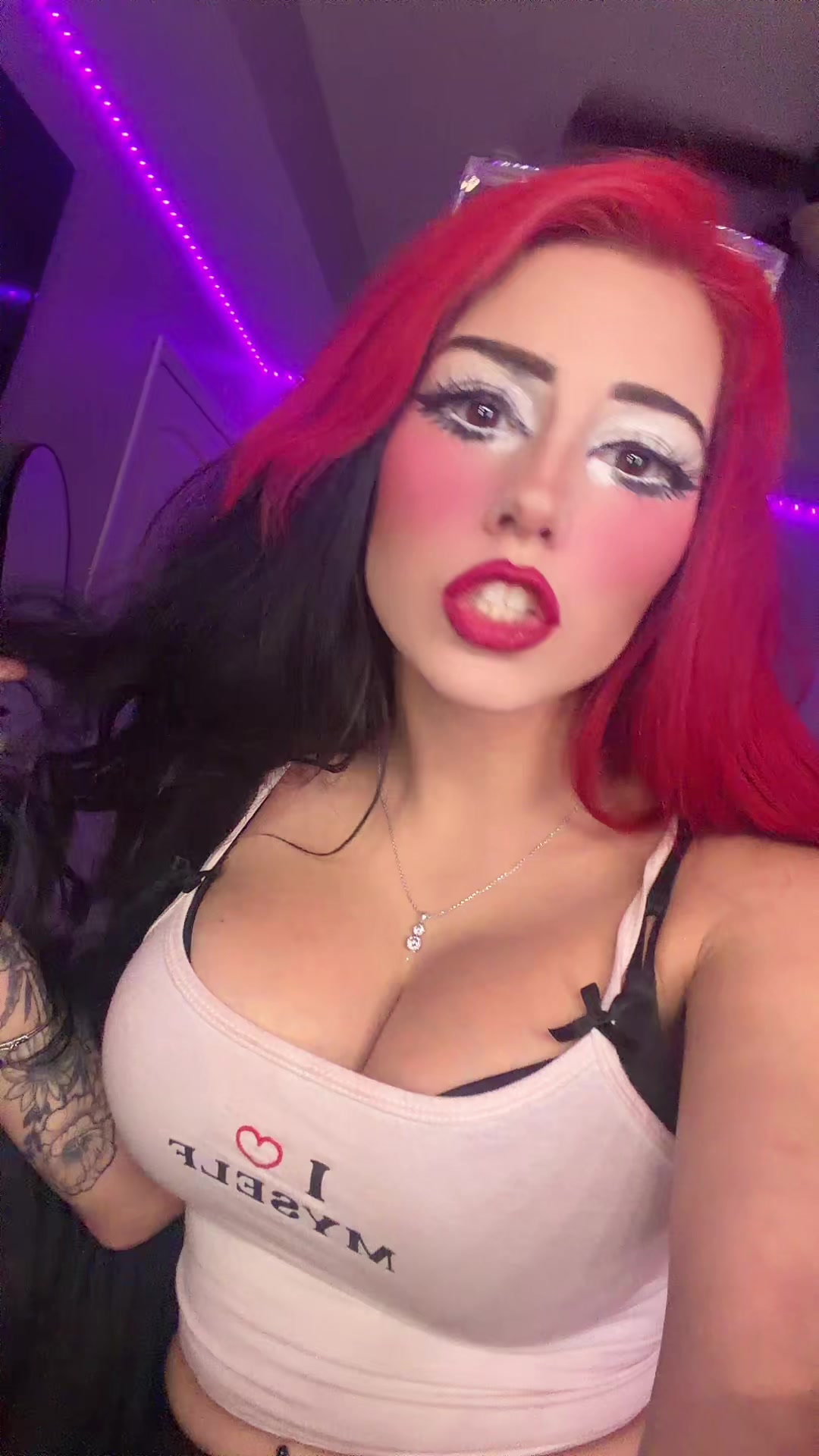 @Kenzie Asylum 🖤