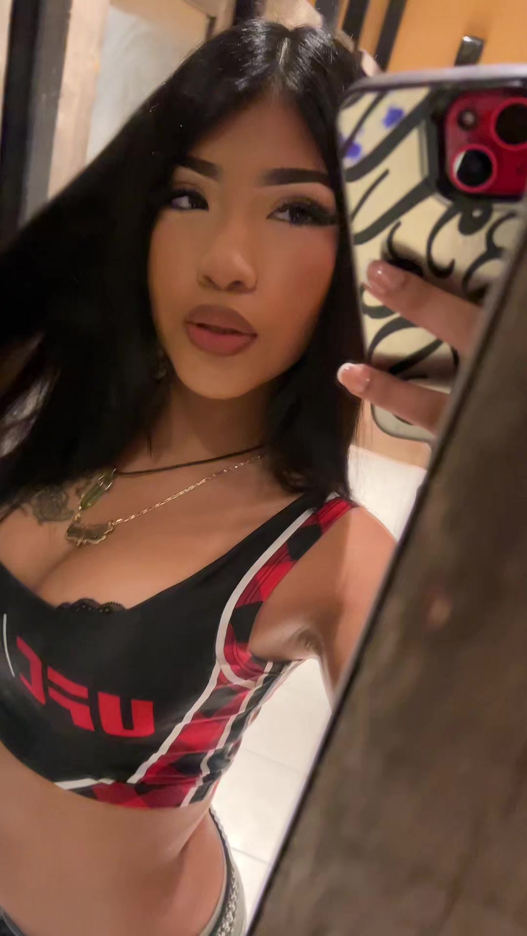 @y
